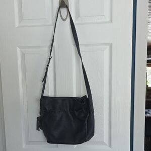 Soprano Leather Shoulder Bag